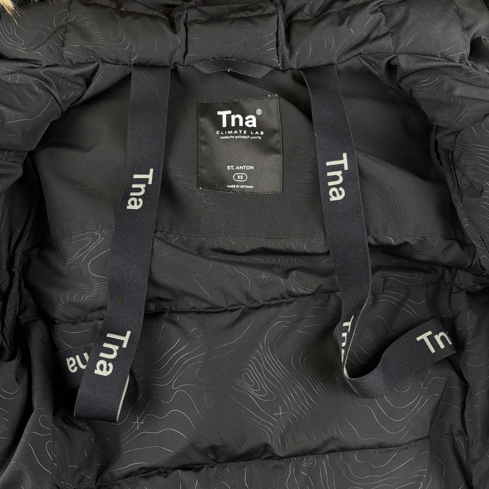 Aritzia Tna Black Ski & Snow Jacket with Fur Trim - Picture 11 of 14
